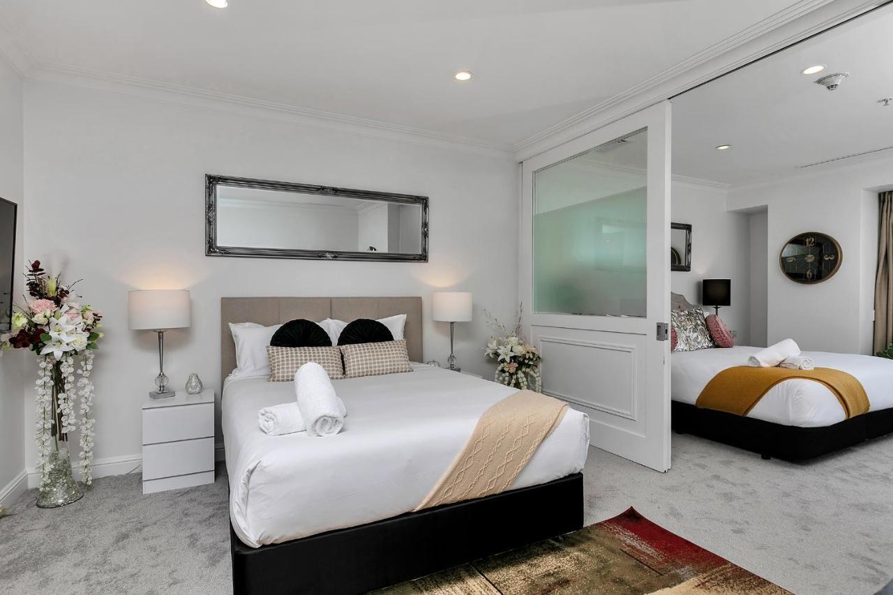 Your Family Getaway - Rooftop Spa & Pool! Auckland Exteriör bild