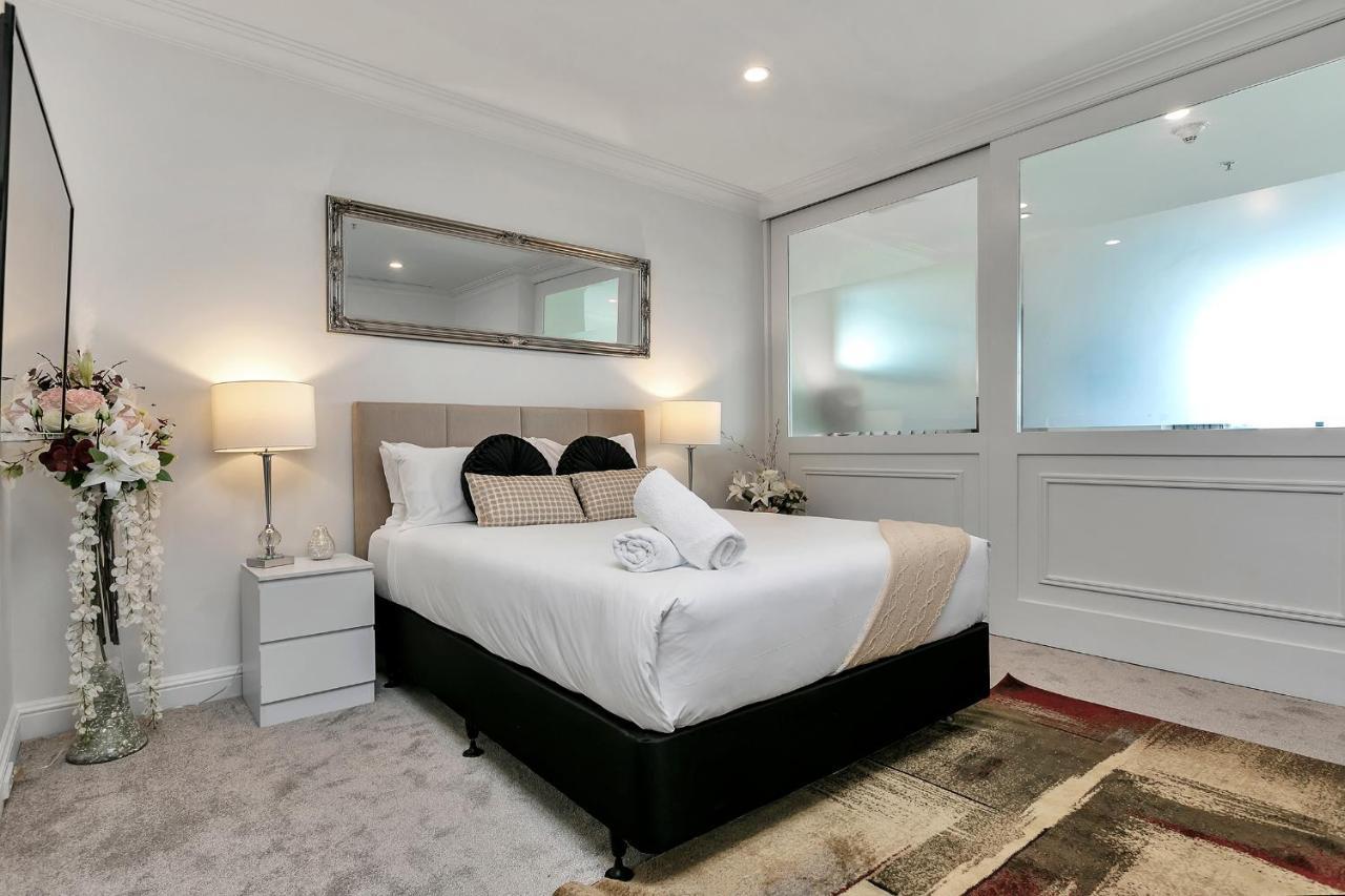Your Family Getaway - Rooftop Spa & Pool! Auckland Exteriör bild